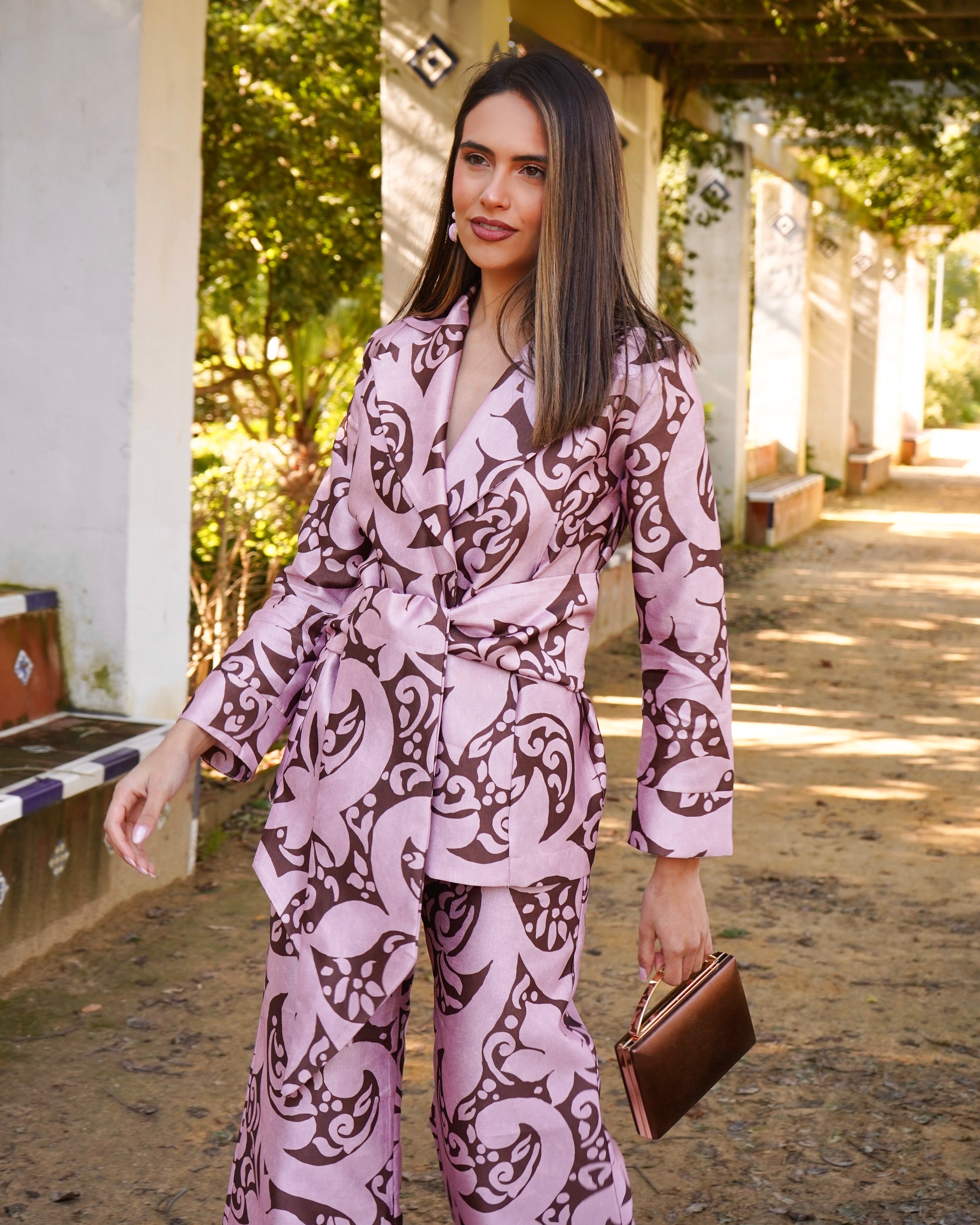 Traje Sevilla rosa/chocolate