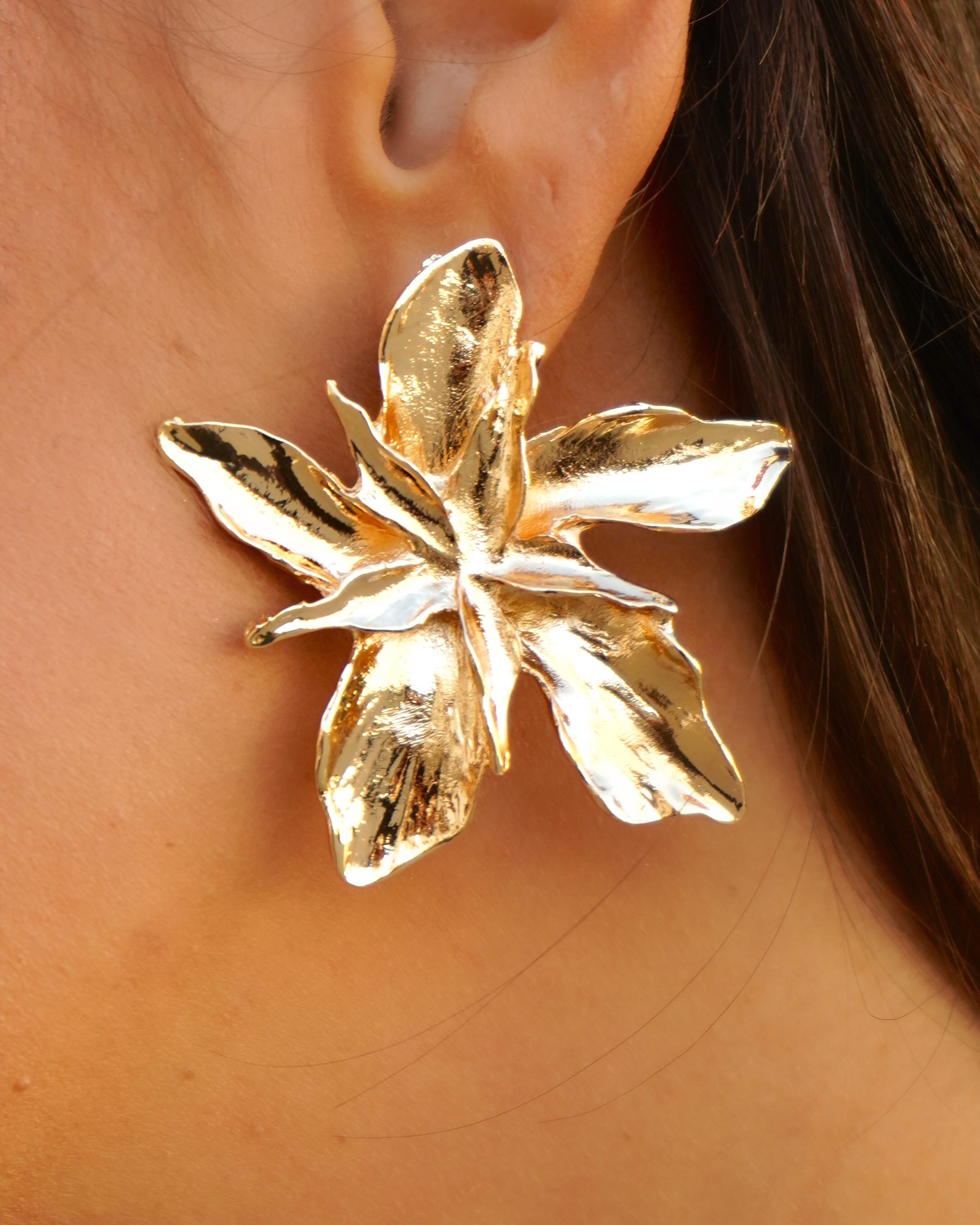 Pendientes Flor Dorada