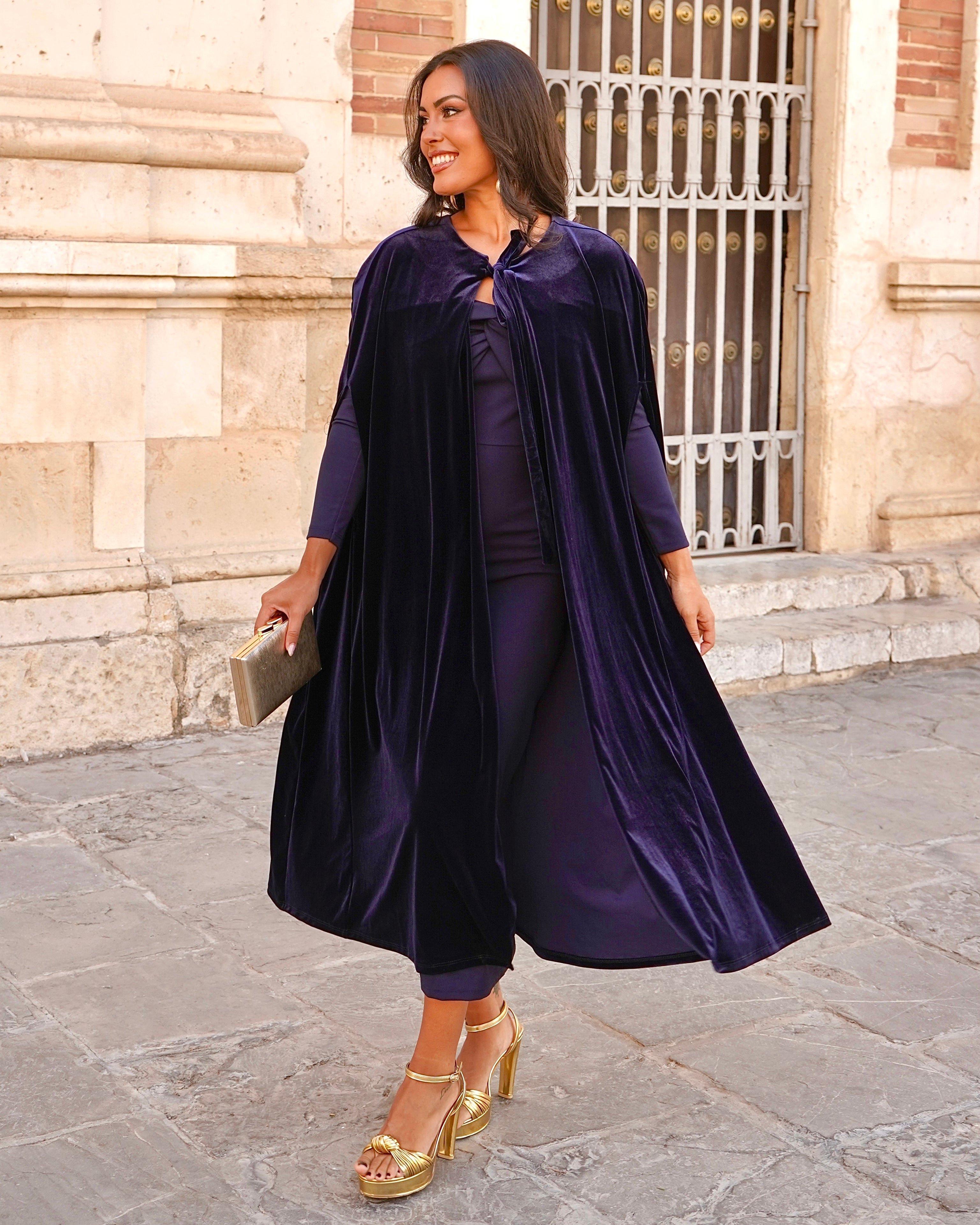 Capa Larga Terciopelo