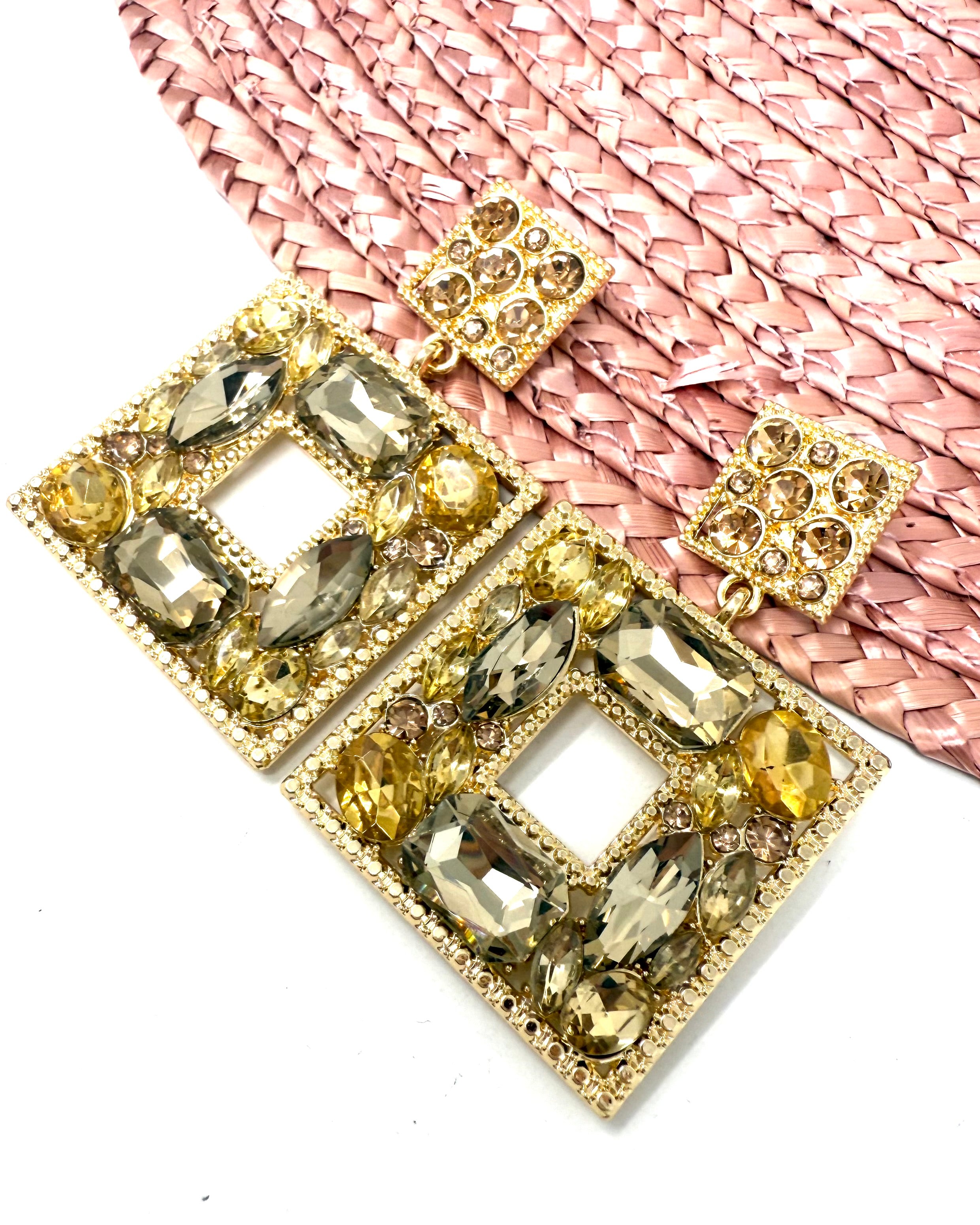 Pendientes Atenea