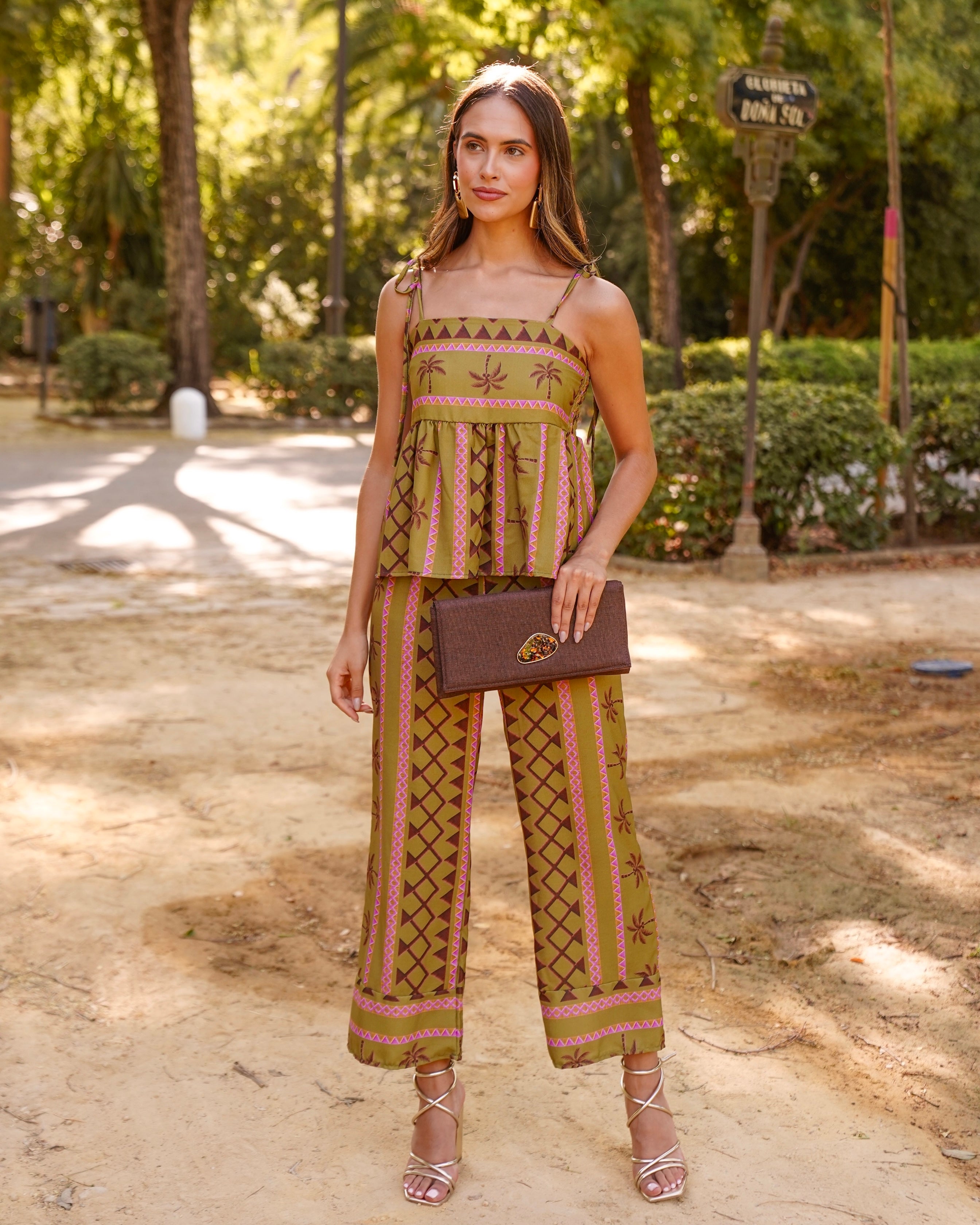 Conjunto Dubai Caqui