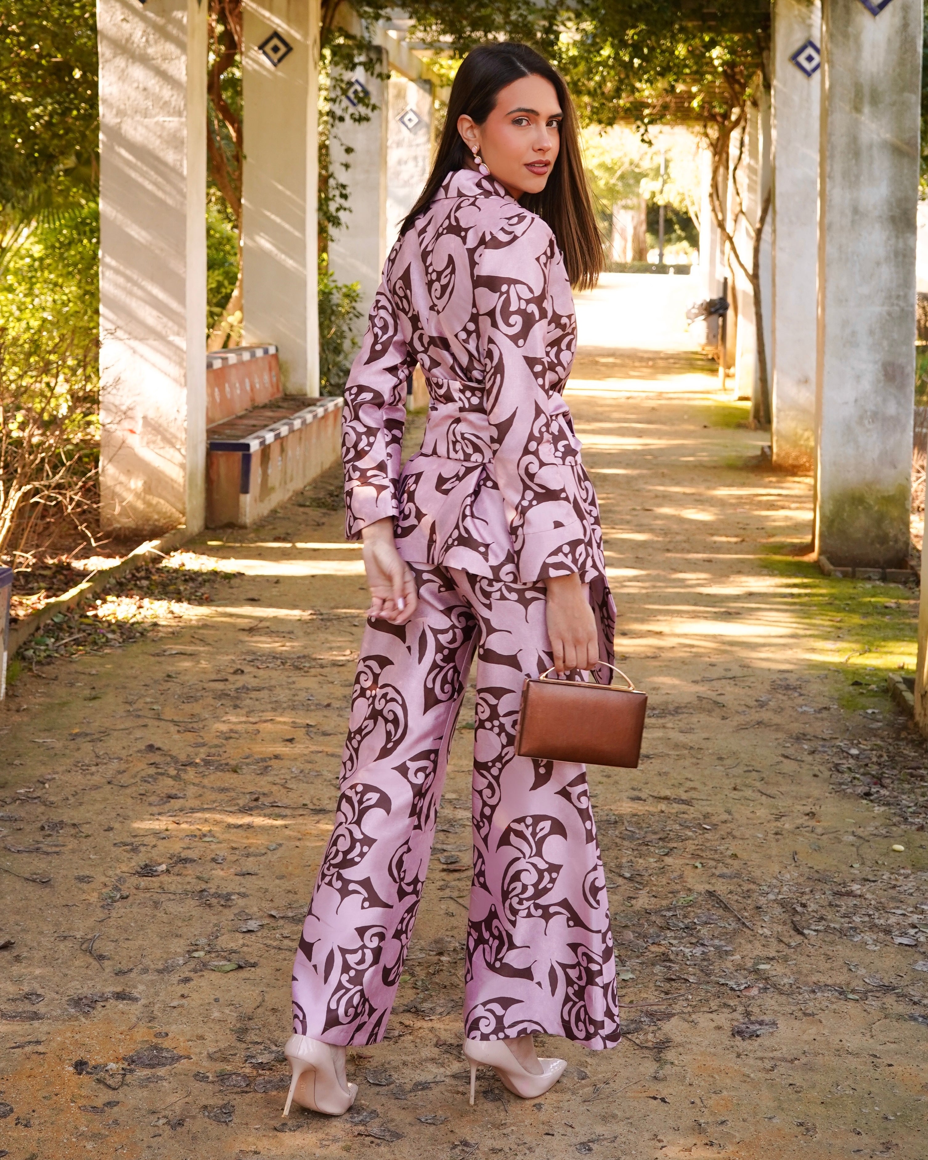 Traje Sevilla rosa/chocolate